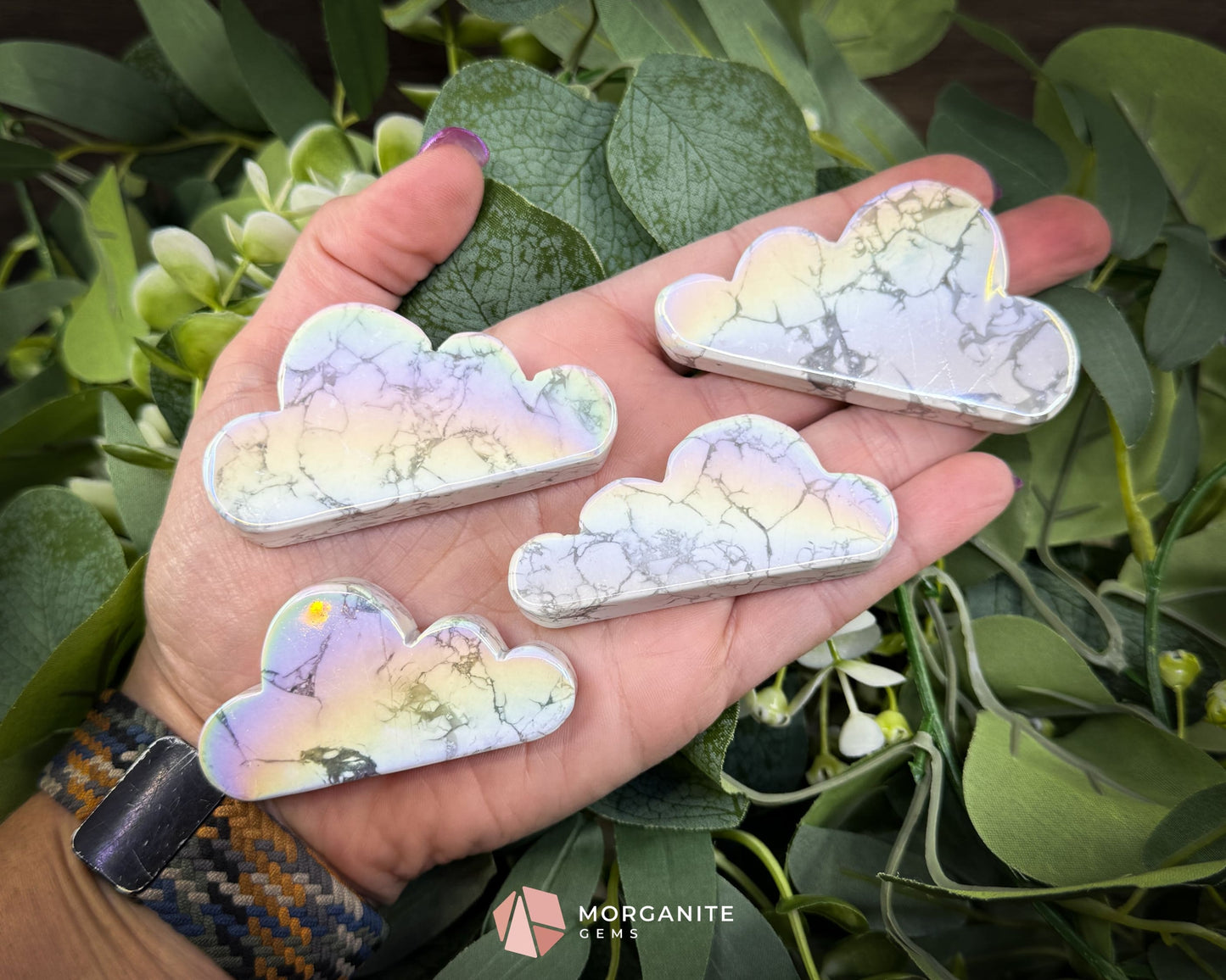 Aura Howlite Cloud Carving (2’’–3’’) | Self-Standing | Calming & Clarity | Info Card Included - Metaphysical Crystals