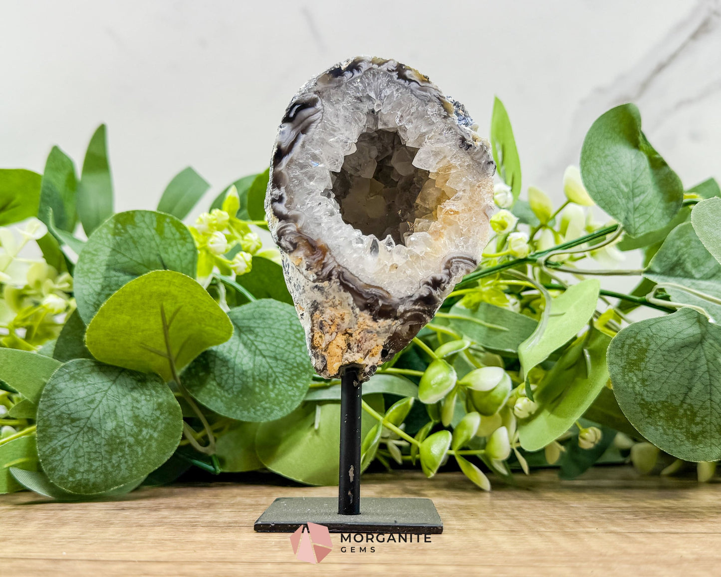 Polished Geode Slice on Metal Stand No 3 – 5.3’’ Tall Display Specimen for Grounding Balance & Home Decor