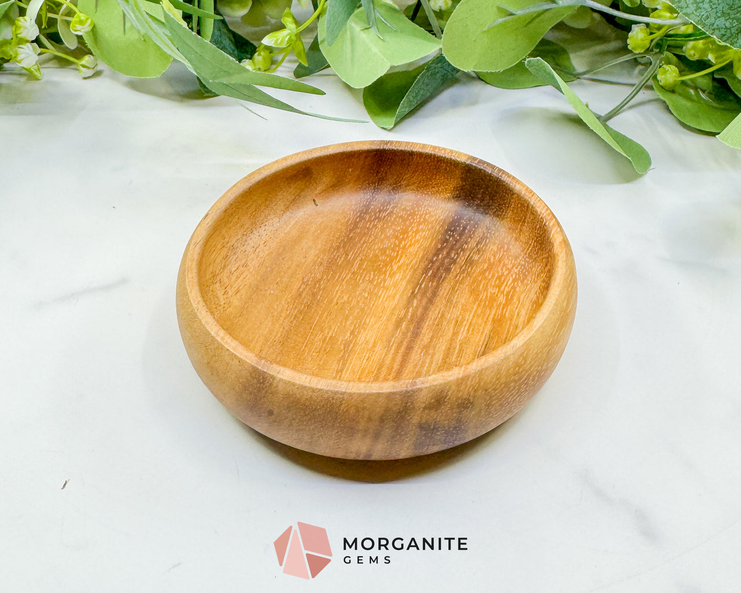 Handcrafted Wood Crystal Display Bowl – 4" Multi-Purpose Decorative Dish for Jewelry, Gemstones, & Altars (Randomly Selected)