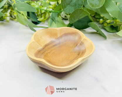 Handcrafted Wood Flower Display Bowl – 5" Scalloped Petal Dish for Crystals, Jewelry, & Boho Altar Decor