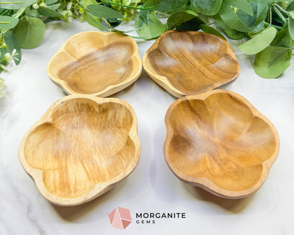 Handcrafted Wood Flower Display Bowl – 5" Scalloped Petal Dish for Crystals, Jewelry, & Boho Altar Decor