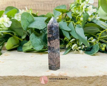 Que Sera Tower 3.5-4 Inch Crystal Point for Calm Clarity Decision Making & Emotional Balance