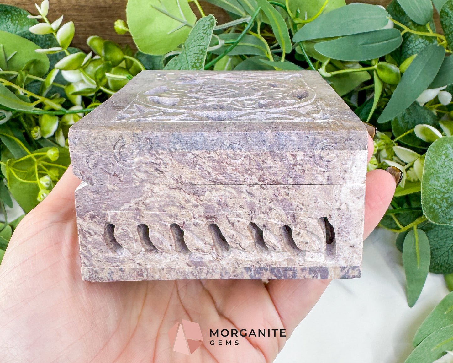 Hand-Carved Soapstone Jewelry Box – 4" Hinged Lattice Keepsake Chest – Natural Stone Trinket Box for Crystals, Jewelry, & Altar Supplies