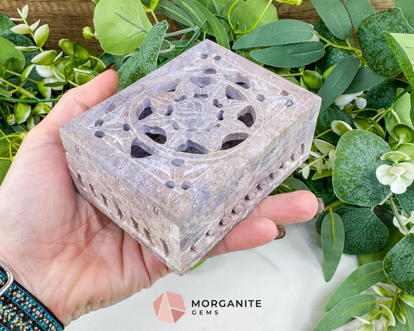Hand-Carved Soapstone Jewelry Box – 4" Hinged Lattice Keepsake Chest – Natural Stone Trinket Box for Crystals, Jewelry, & Altar Supplies