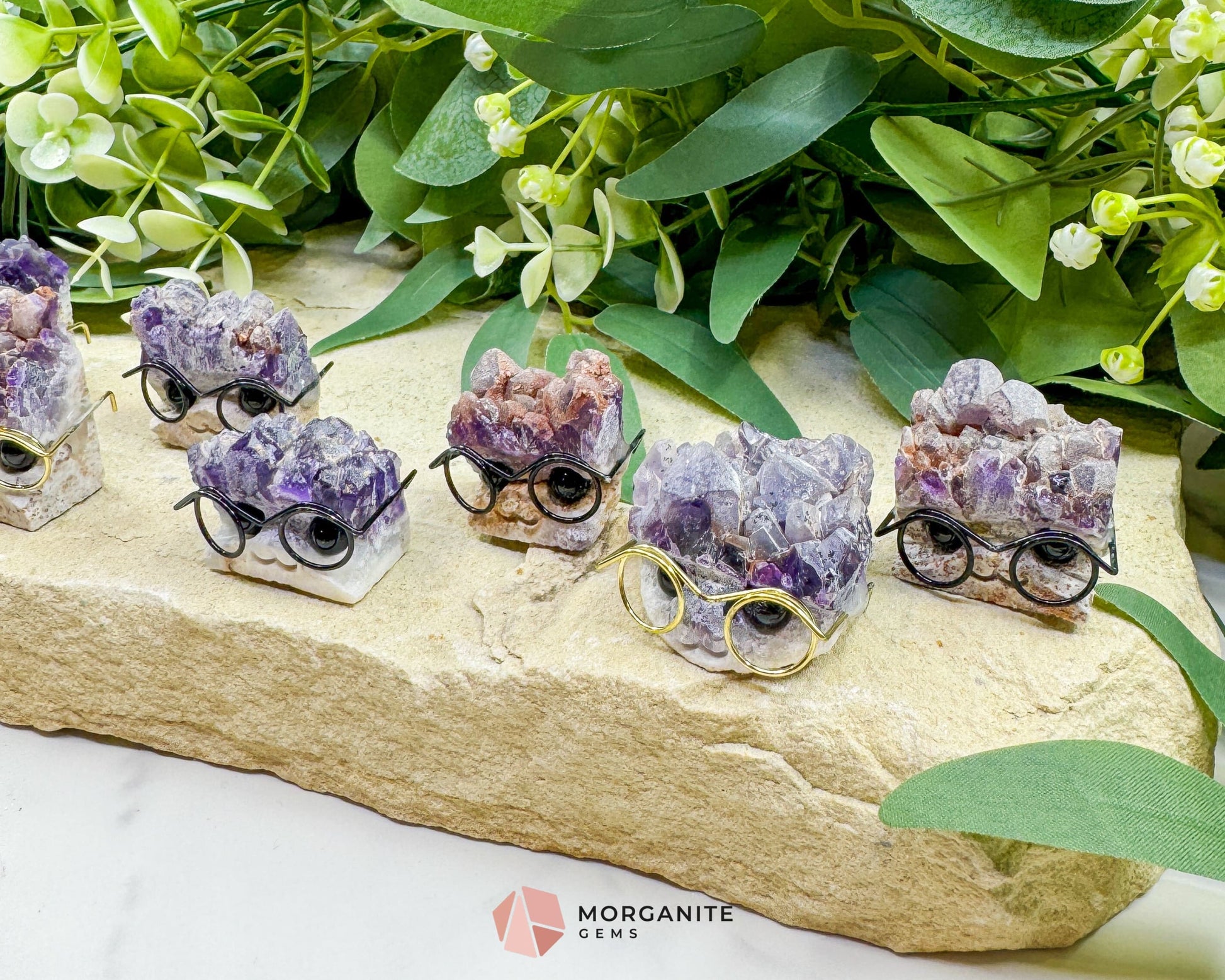 Amethyst Gemhog Figurine – Mini Amethyst Hedgehog with Glasses (≈1″–1.5″) - Metaphysical Crystals