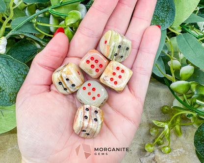 Banded Onyx Crystal Dice (3/4’’) - Focus Clarity & Protection for Gamers - Metaphysical Crystals