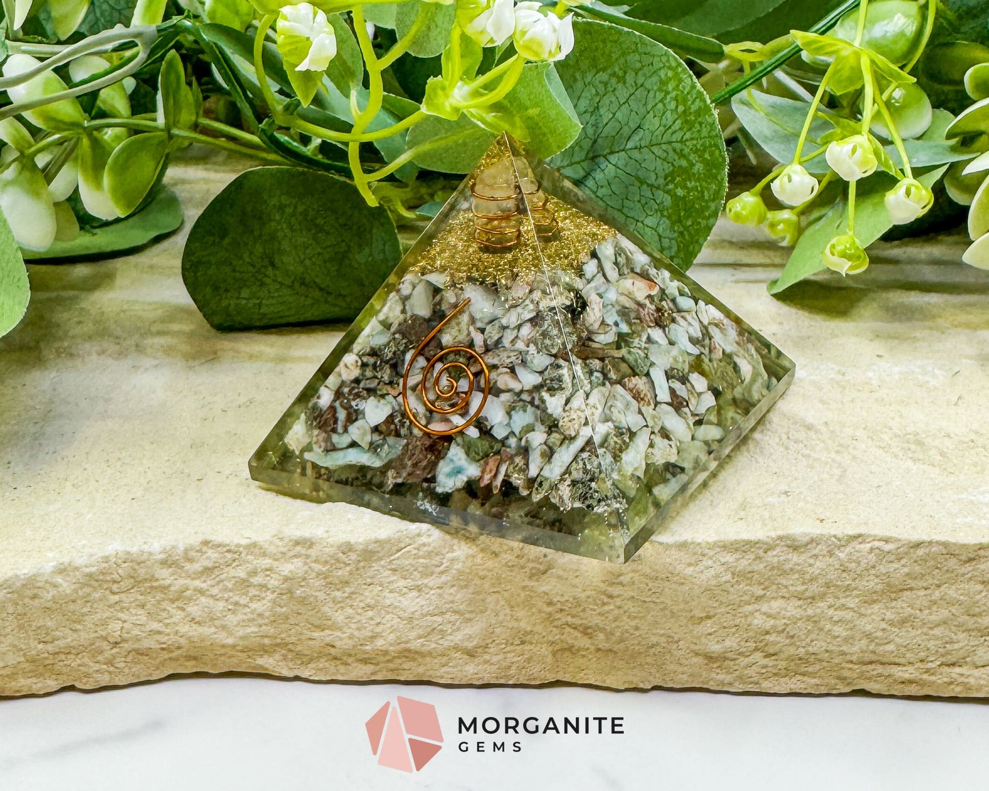 Chrysoprase Orgonite Pyramid with Clear Quartz Point – Heart‑Healing & Energy‑Balancing Crystal Pyramid - Metaphysical