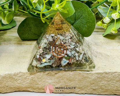 Chrysoprase Orgonite Pyramid with Clear Quartz Point – Heart‑Healing & Energy‑Balancing Crystal Pyramid - Metaphysical