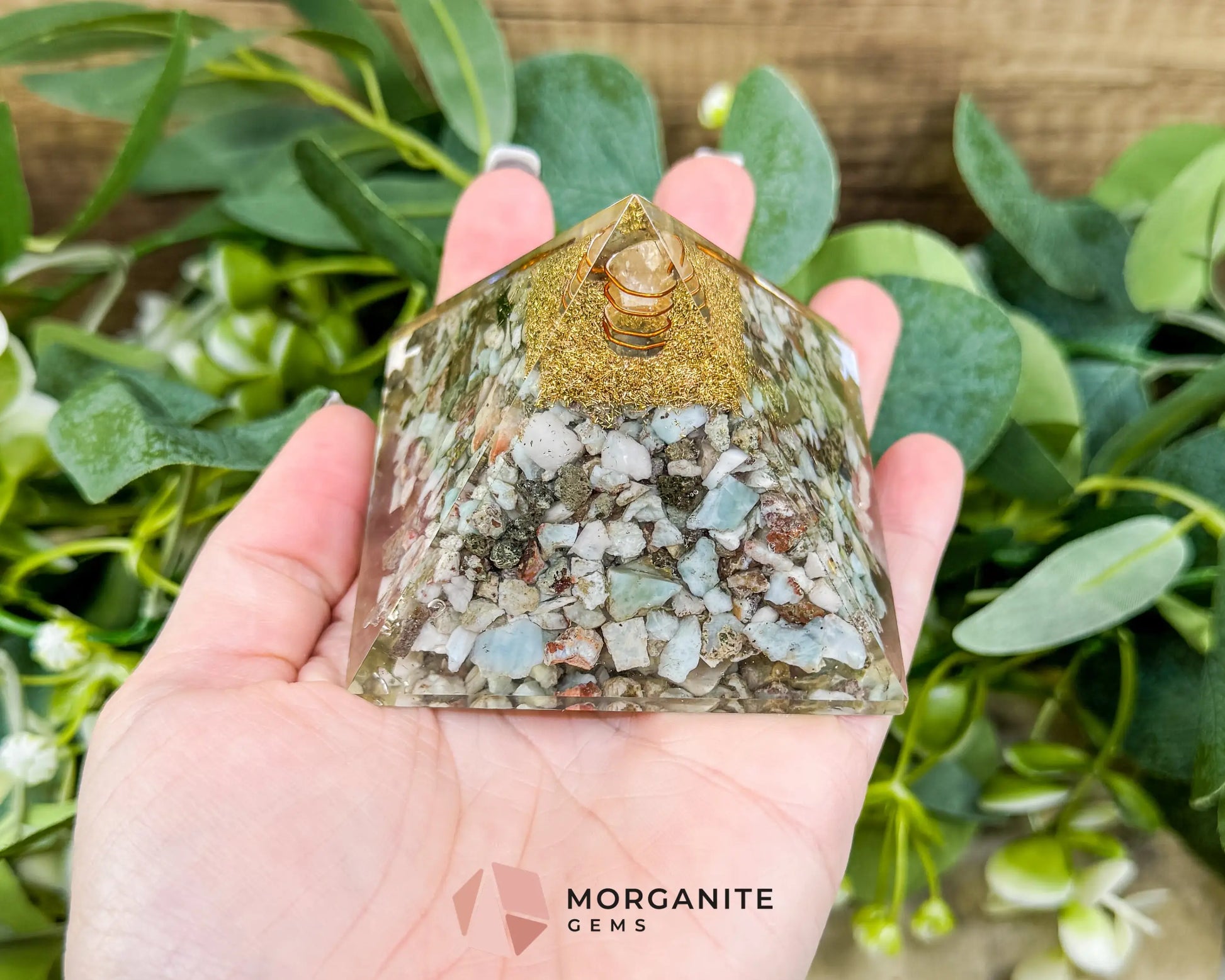 Chrysoprase Orgonite Pyramid with Clear Quartz Point – Heart‑Healing & Energy‑Balancing Crystal Pyramid - Metaphysical