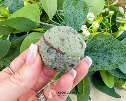 Full Moon Carving – 1.5″ Mini Gemstone Planet Carving with Clear Stand (Choose Your Stone: Epidote / Howlite / Mahogany