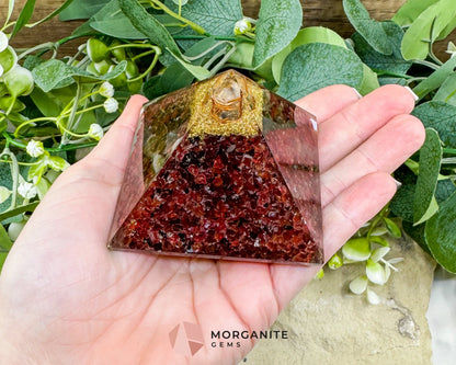 Garnet Orgonite Pyramid with Clear Quartz Point – Energy Amplifying Resin Pyramid 8.5oz (≈ 2.7’’ × 2.1’’)
