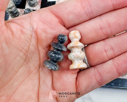 Hand-Carved Mexican Onyx Chess Set (7.75’’) – Compact Pink & Black Stone Strategy Board Game - Home & Living