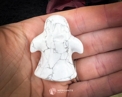 Howlite Ghost Figurine Carving (Approx. 44 mm) – Random Selection + Info Card Metaphysical Crystals