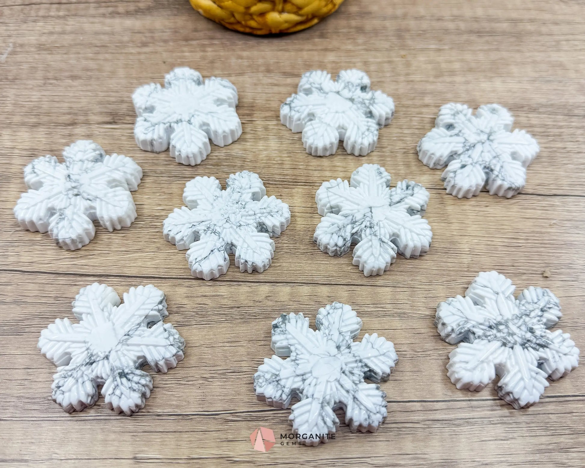 Howlite Snowflake Carving – Elegant Handcrafted Winter Decor-Morganite Gems