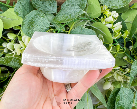 Natural Selenite Square Bowl (1lb) – 4’’ Moroccan Satin Spar Cleansing Dish for Crystals & Intentional Jewelry