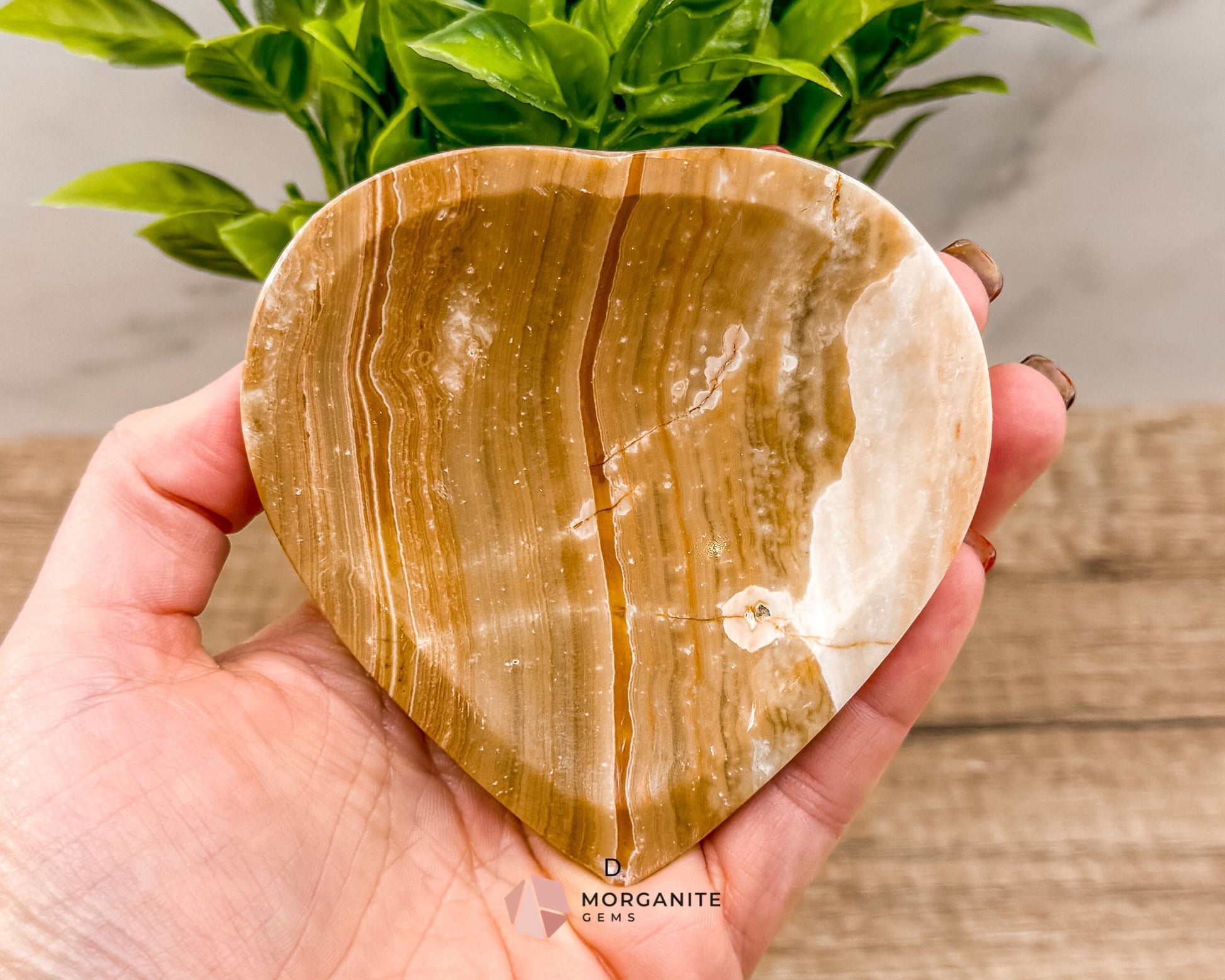 Onyx Heart Dish – Natural Stone Heart-Shaped Bowl for Jewelry, Crystals & Decor-Morganite Gems