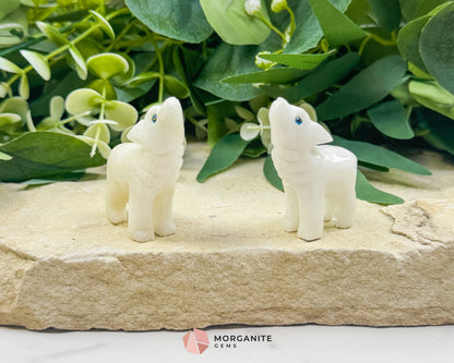 Onyx Wolf Carving – 2″ Hand‑Carved Wolf in Blue Onyx or White Onyx - Metaphysical Crystals