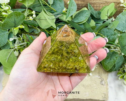 Peridot Orgonite Pyramid with Clear Quartz Point – Emotional Renewal & Abundance Amplifier - Metaphysical Crystals