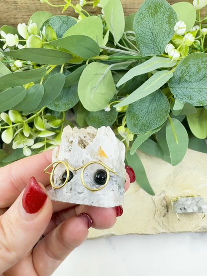 Quartz Gemhog with Glasses – Mini Clear Quartz Figurine (≈ 1″‑1.5″)