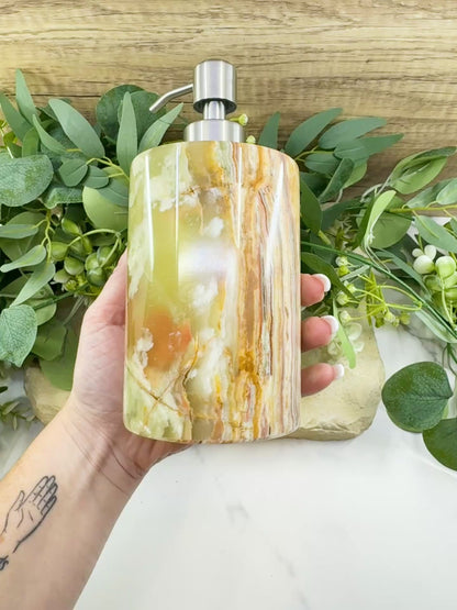 Hand-Carved Onyx Soap Dispenser No.2 – Natural Stone Bathroom Accessory with Stainless Steel Pump