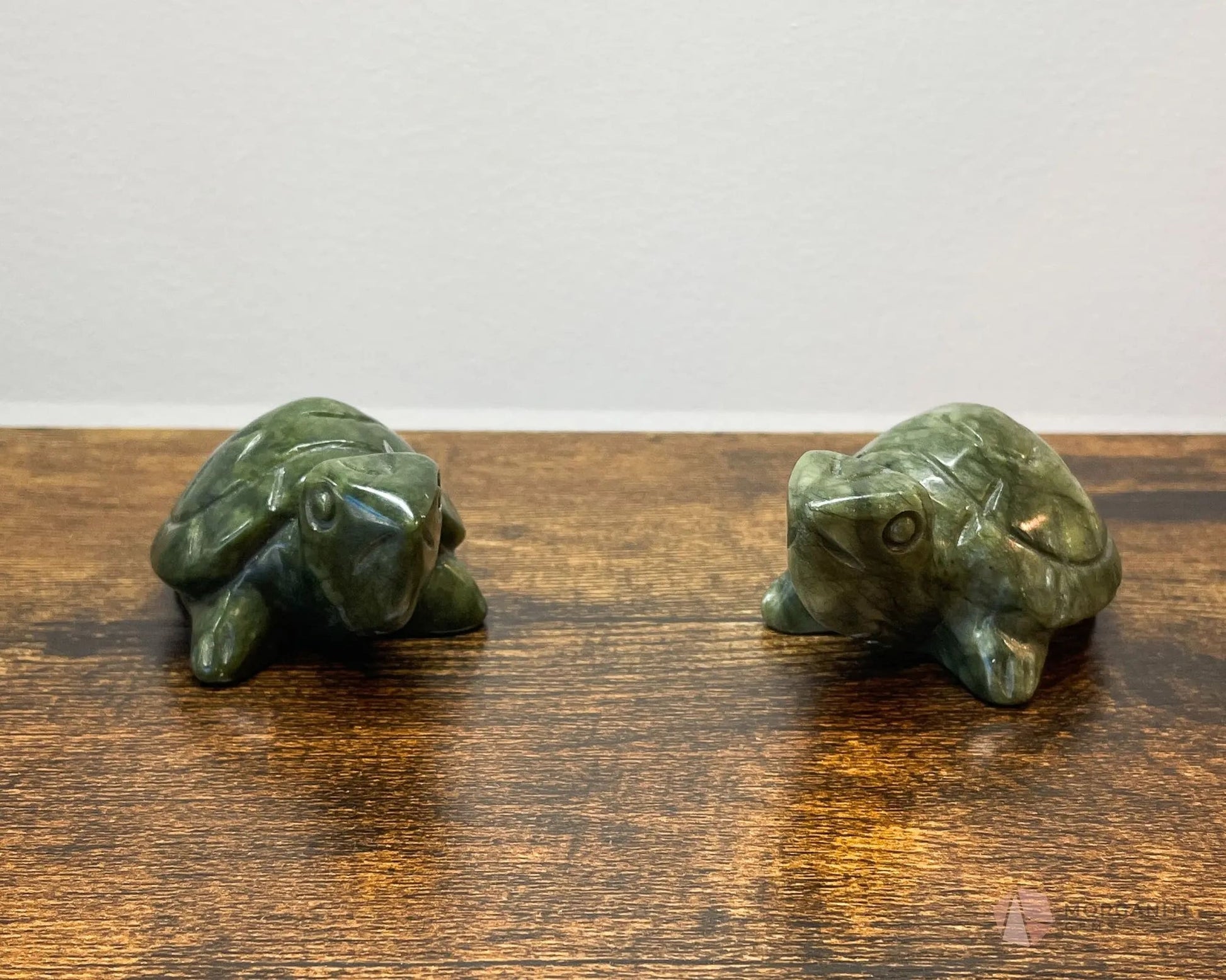 Serpentine Turtle Animal Carving-Morganite Gems