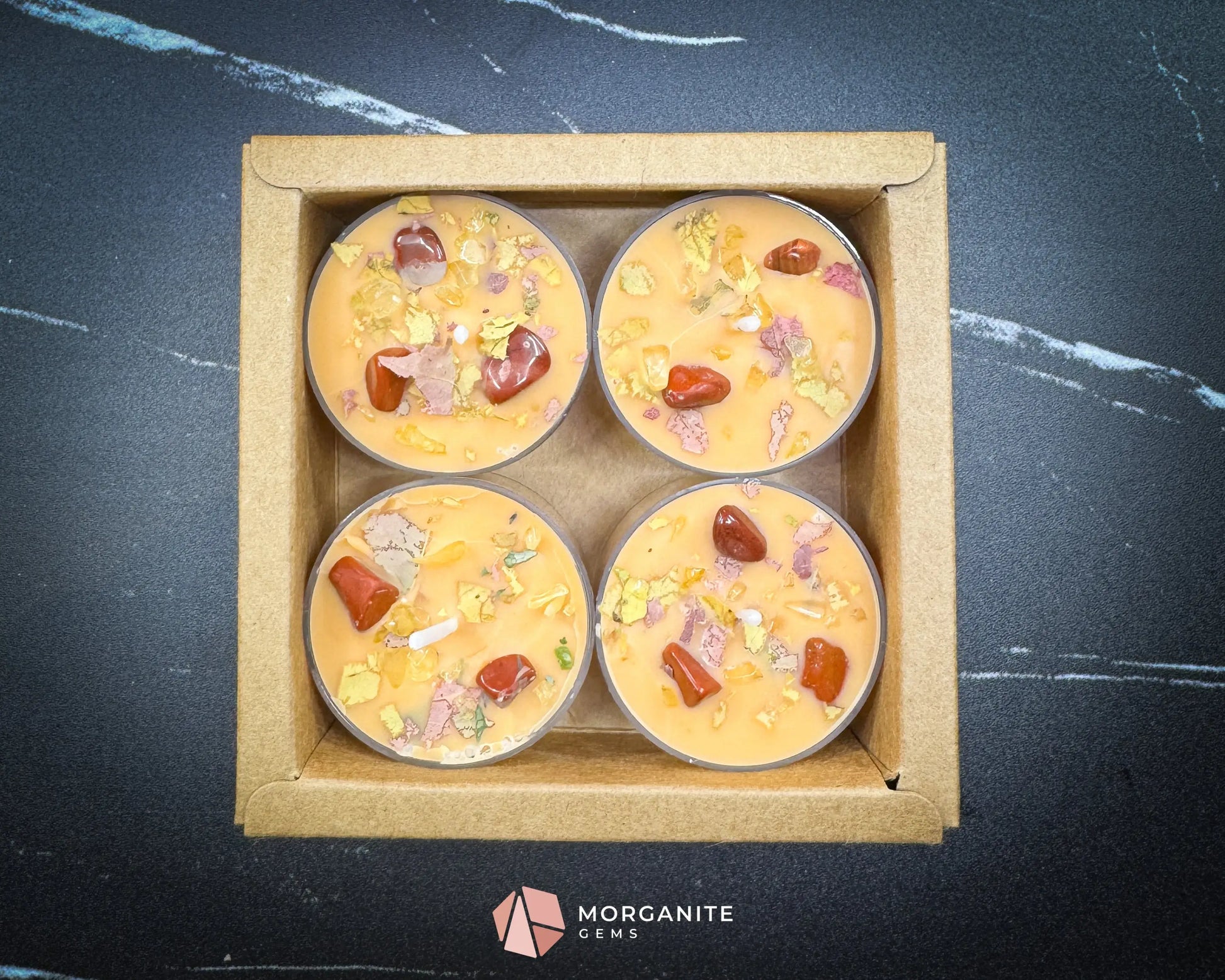 Tealight Fall Candle Set – 4-Pack Fallen Leaves Scent | Autumn Soy Candles with Crystals | Cinnamon Apple Citrus