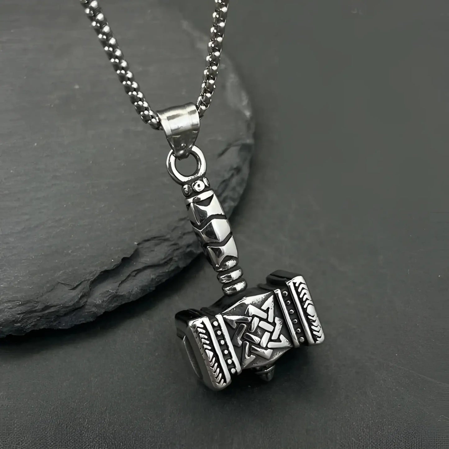 Retro Viking Thor’s Hammer Pendant Necklace
