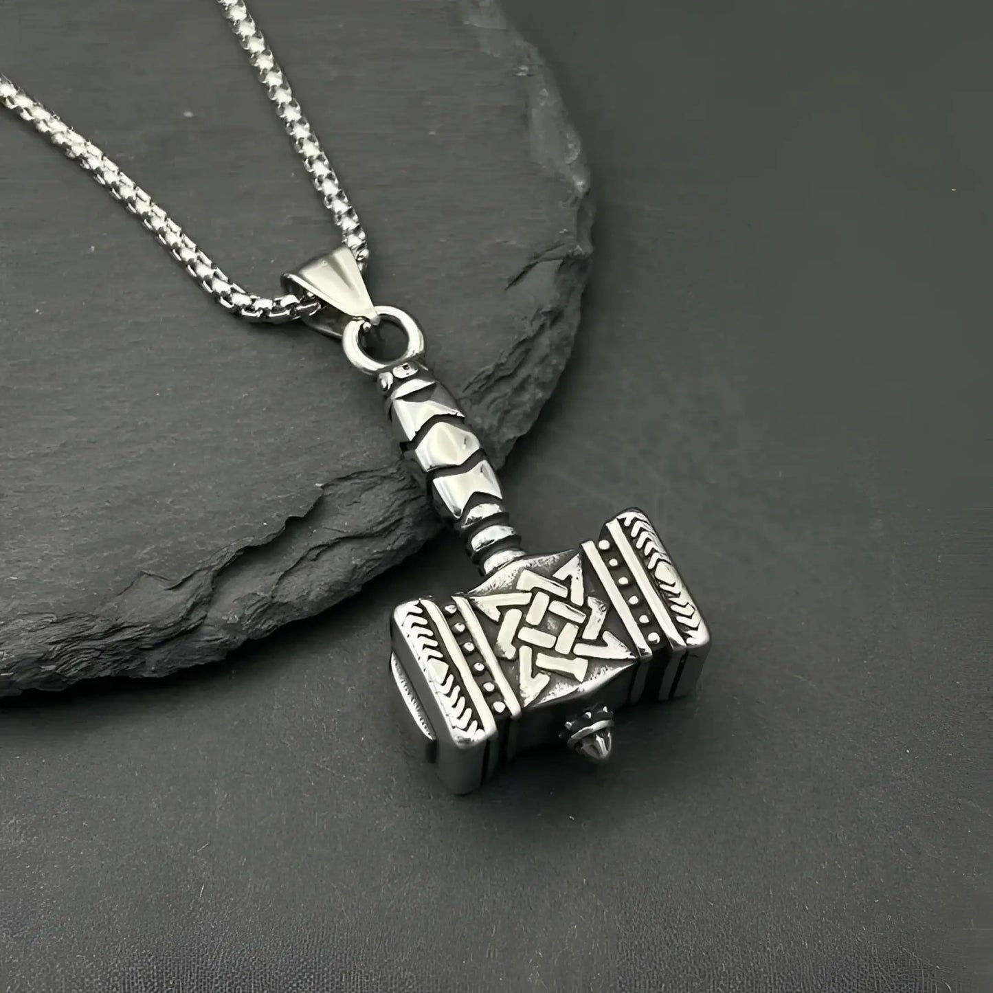 Retro Viking Thor’s Hammer Pendant Necklace