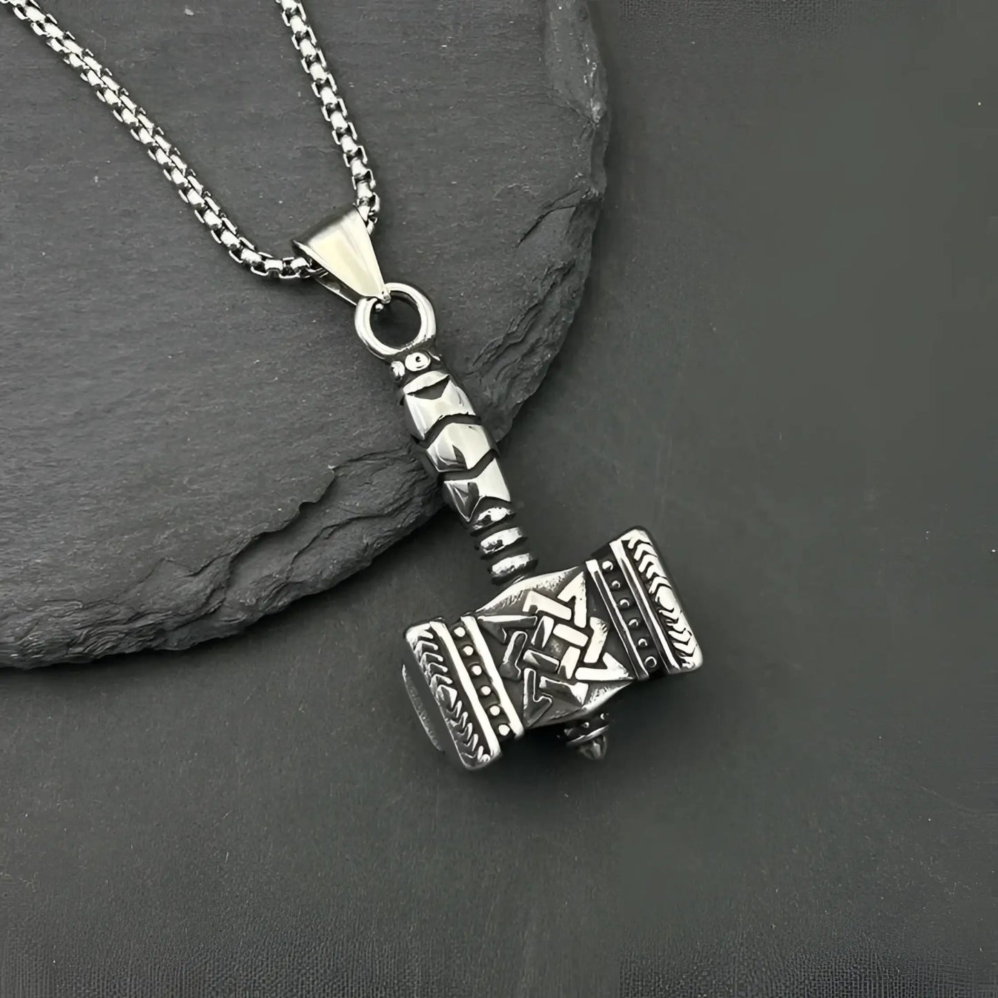 Retro Viking Thor’s Hammer Pendant Necklace