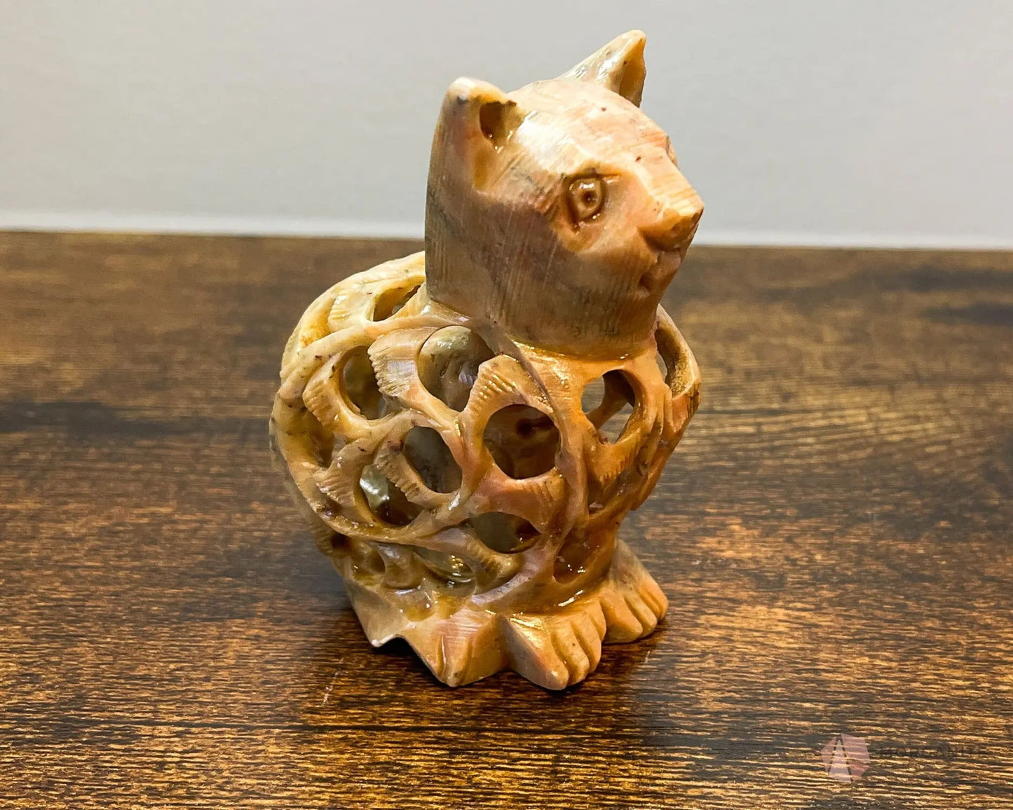 Soapstone Carvings-Morganite Gems