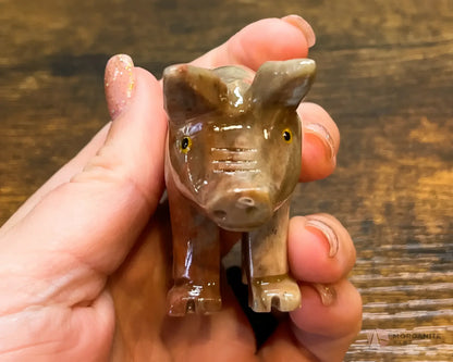 Soapstone Carvings-Morganite Gems