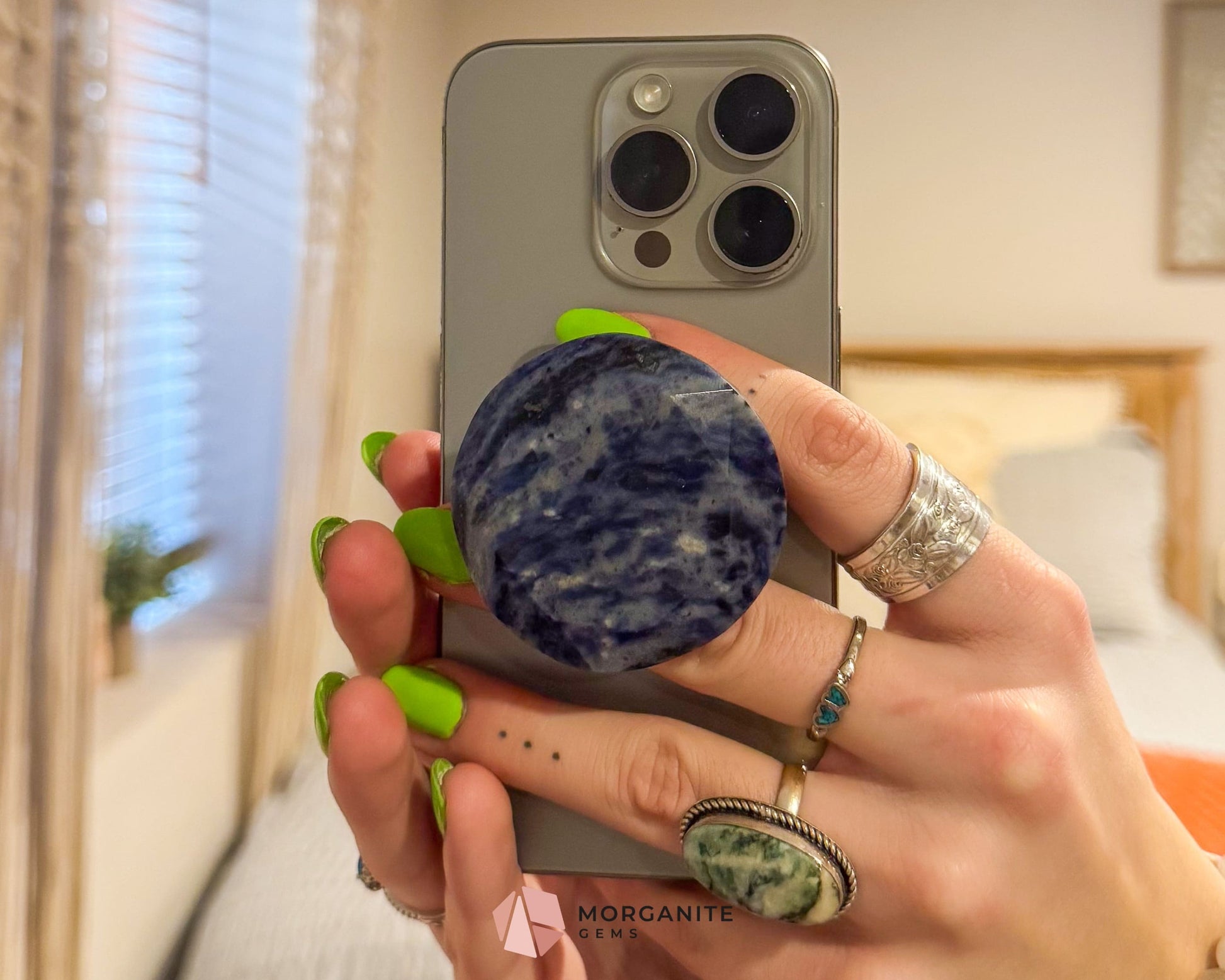 Sodalite Phone Grip – Intuition Communication & Mental Clarity Crystal - Metaphysical Crystals