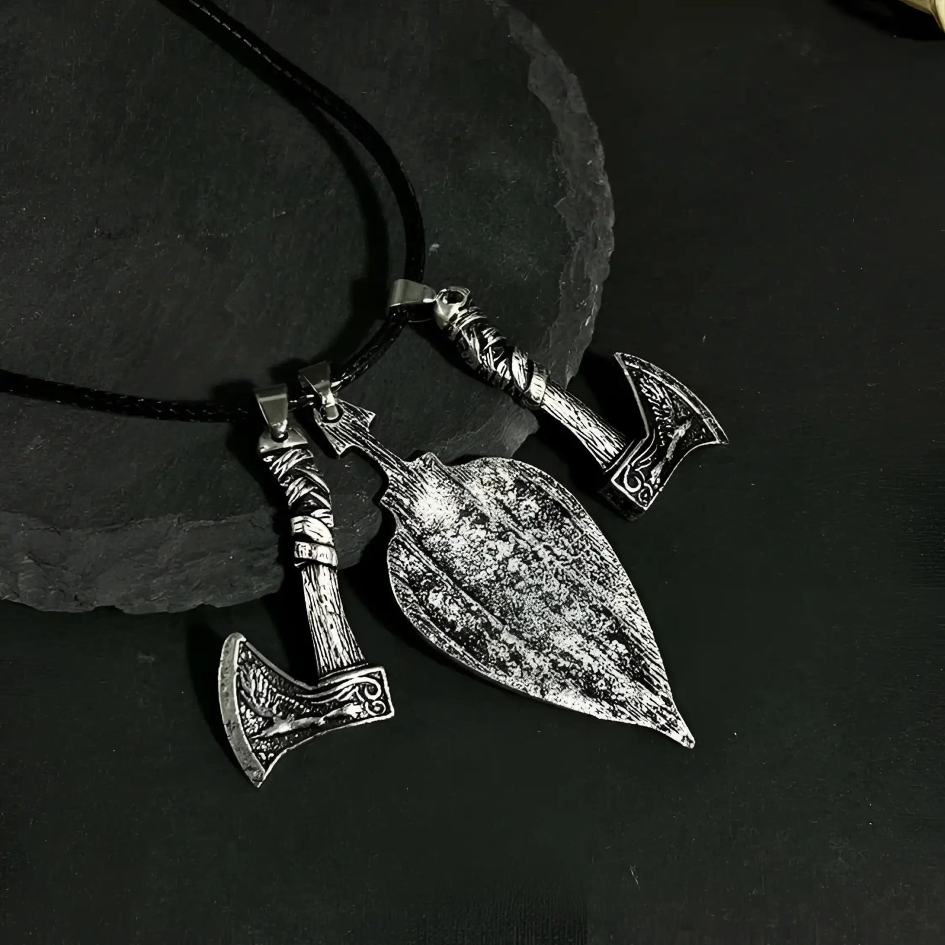 Viking Double Axe Leaf Pendant Men’s Necklace - Silver